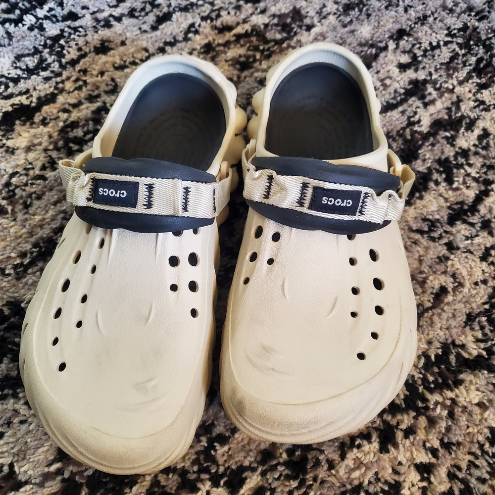 Crocs Men's Classic Clog - Cream